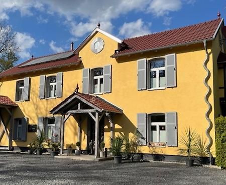 Haus Eveline - Ferienwohnungen Unterhalb Der Wartburg - Eisenach Dış mekan fotoğraf